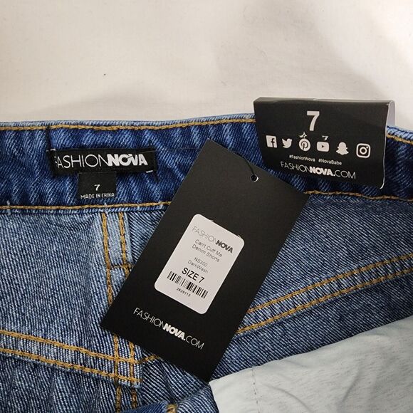 Fashion Nova Womens Denim Shorts Size 7 Blue High Rise Button Fly Distressed Rip - Picture 6 of 11